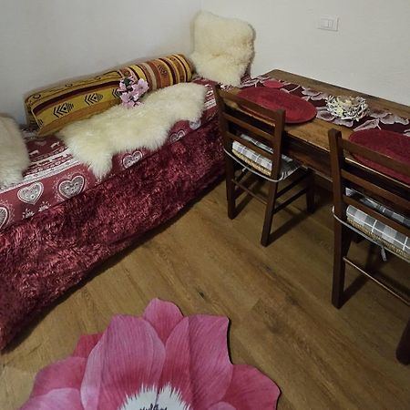 Apartament L' Archetto La Salle Zewnętrze zdjęcie